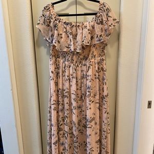 Beautiful Floral Maxi Dress (1, 1X, 14/16)
